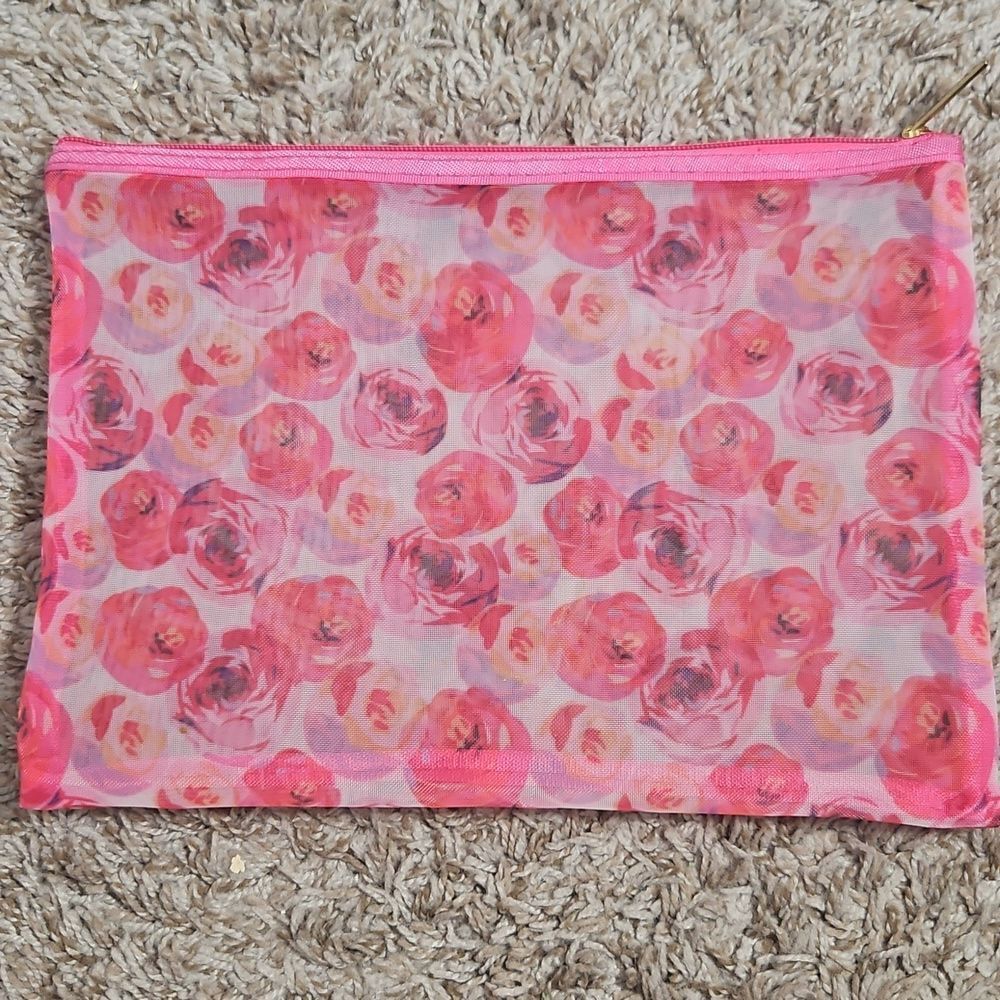 Nanette Lepore Floral Mesh Zip Pouch / Cosmetic Bag – Pink Rose Print
